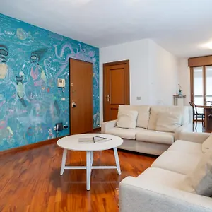  Apartment Spacious Bright Near Center And With Air Conditioning Italy